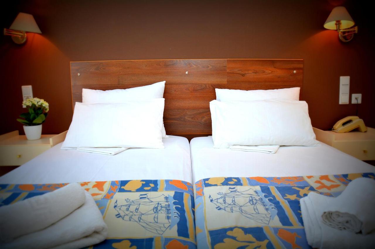 Poseidon Hotel Paralia  Esterno foto